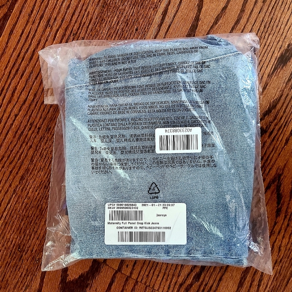 π50% OFFππNWTβΌοΈ GAP Maternity Full Panel Crop Kick Jeans - Picture 12 of 14